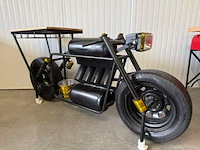 Oldtimer motorfiets - barmeubel - afbeelding 4 van  5