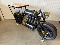 Oldtimer motorfiets - barmeubel - afbeelding 5 van  5