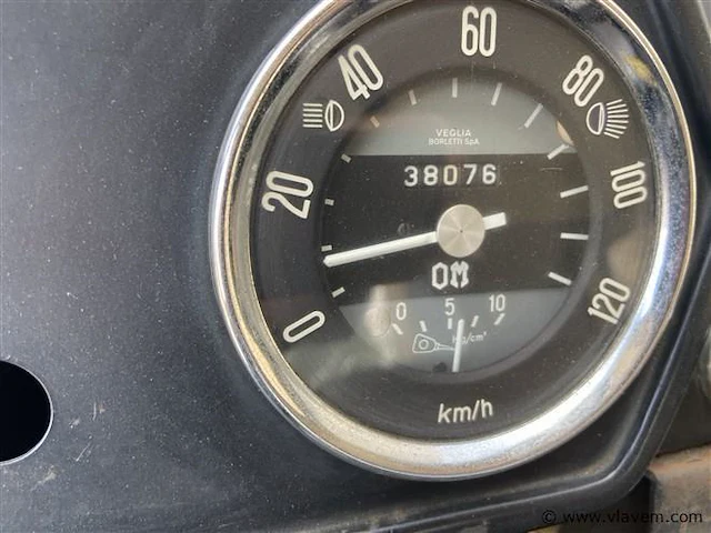 Oldtimer om cerbiatto - afbeelding 6 van  17