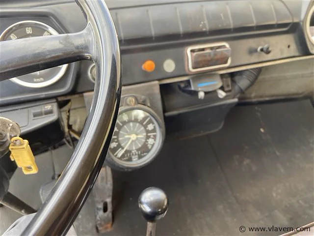 Oldtimer om cerbiatto - afbeelding 7 van  17