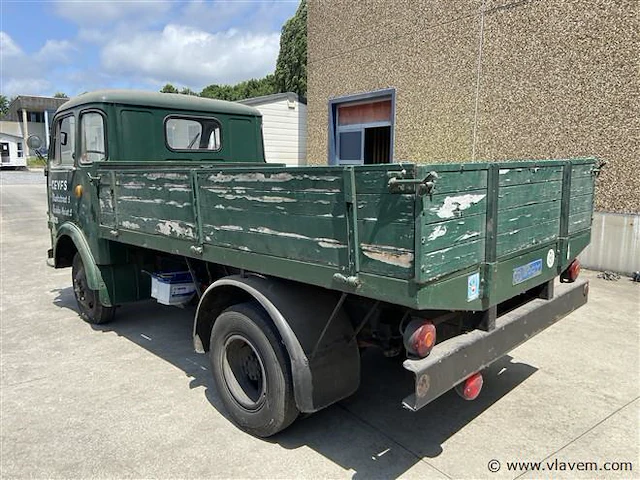 Oldtimer om cerbiatto - afbeelding 16 van  17