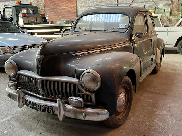 Oldtimer peugeot 203 - afbeelding 1 van  28