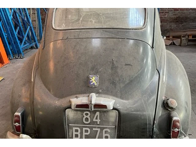 Oldtimer peugeot 203 - afbeelding 4 van  28