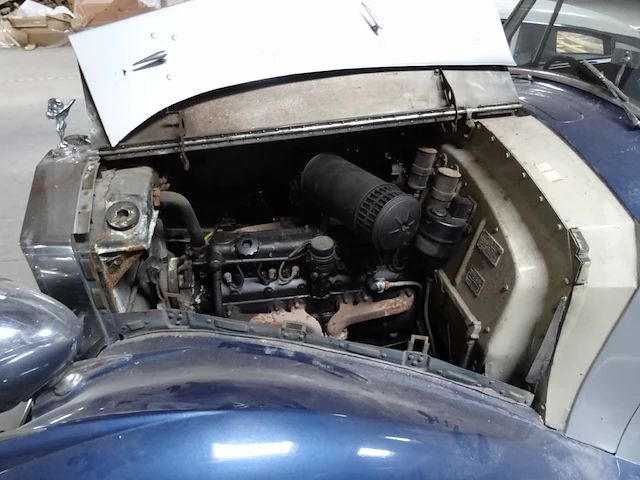 Oldtimer rolls-royce silver wraith - afbeelding 17 van  40