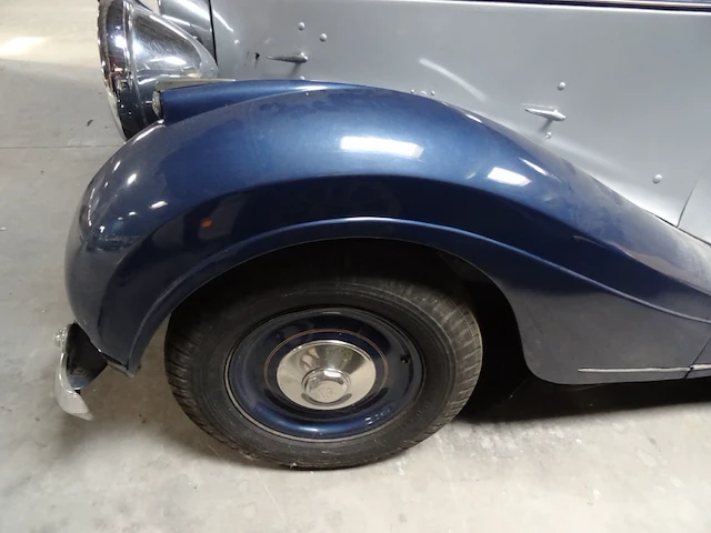 Oldtimer rolls-royce silver wraith - afbeelding 30 van  40