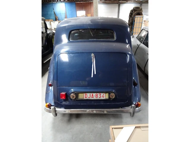 Oldtimer rolls-royce silver wraith - afbeelding 38 van  40