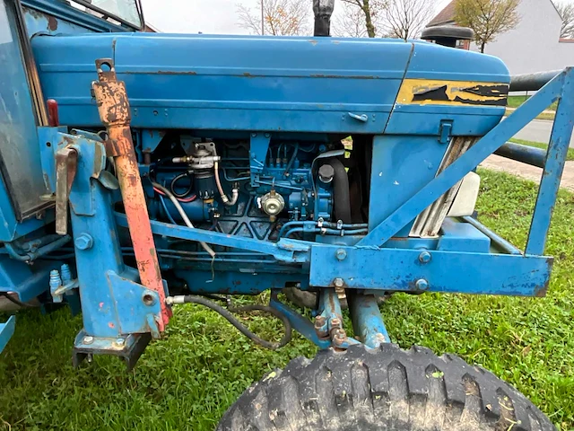 Oldtimer tractor ford 6610, 1987 - afbeelding 12 van  14