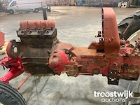 Oldtimer tractor te herstellen - afbeelding 13 van  14
