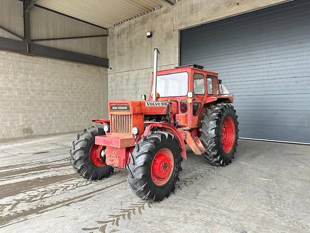 Oldtimer tractor volvo bm t 814 a diesel 1973 - afbeelding 1 van  1