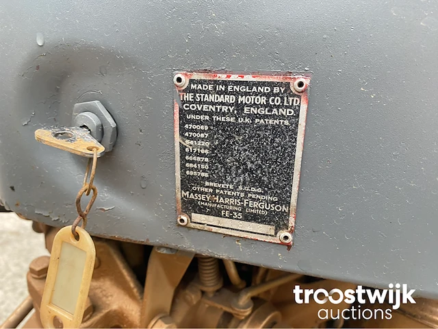 Oldtimer tractor - afbeelding 10 van  19