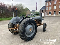 Oldtimer tractor - afbeelding 15 van  19