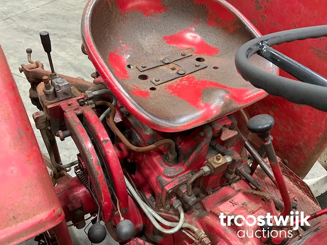 Oldtimer tractor - afbeelding 4 van  20