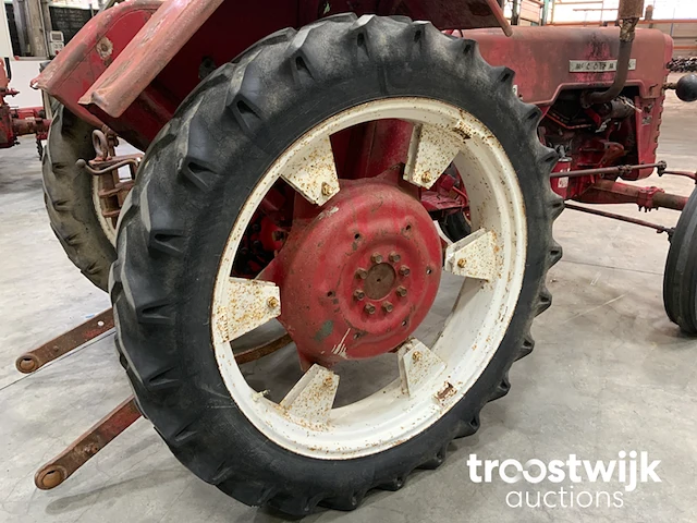 Oldtimer tractor - afbeelding 9 van  20