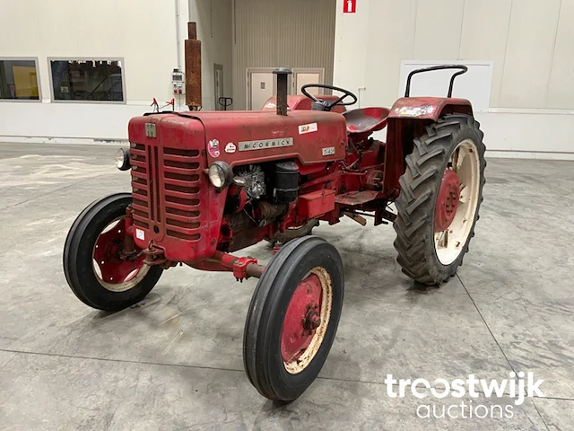 Oldtimer tractor - afbeelding 1 van  20