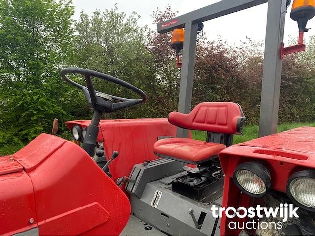Oldtimer tractor - afbeelding 22 van  23