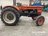 Oldtimer tractor - afbeelding 11 van  16
