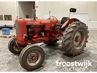 Oldtimer tractor - afbeelding 1 van  5