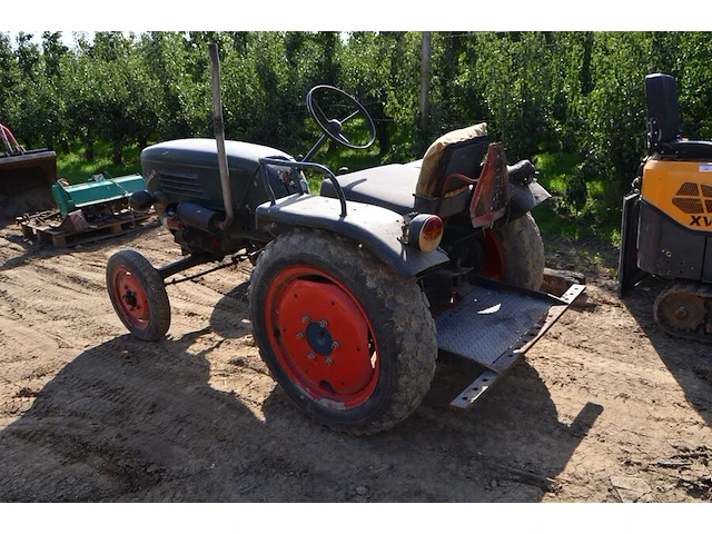 Oldtmer tractor linde guldner type a2ks - afbeelding 3 van  16