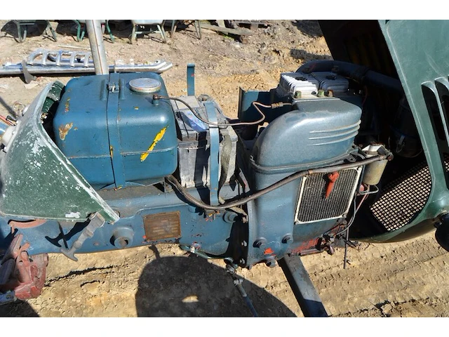 Oldtmer tractor linde guldner type a2ks - afbeelding 13 van  16