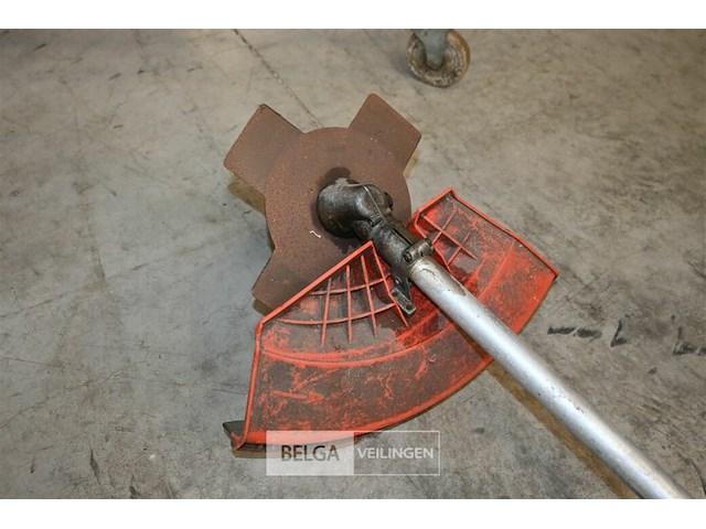 Oleo-mac bosmaaier - afbeelding 3 van  6