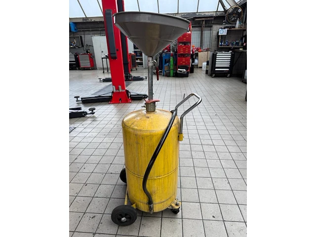 Olie opvangtank meclube - afbeelding 1 van  5