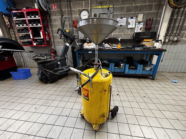 Olie opvangtank meclube - afbeelding 2 van  5