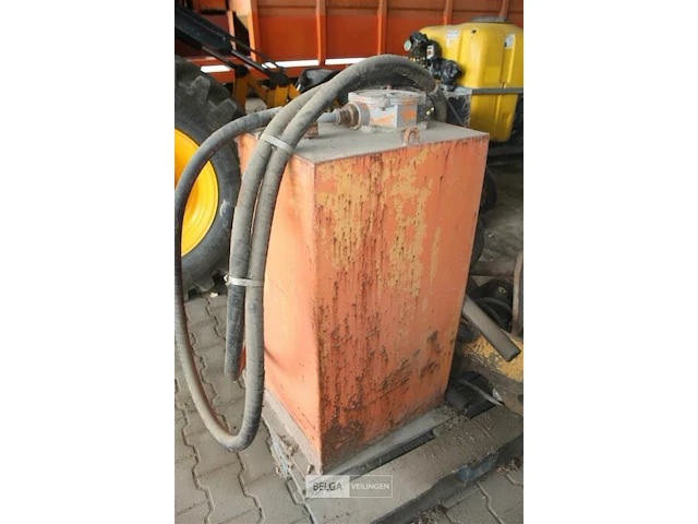 Oliebak voor tractor - afbeelding 3 van  5