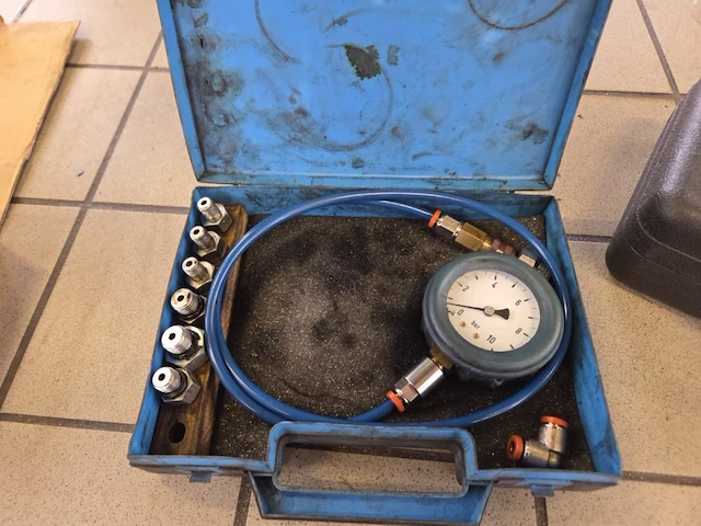 Oliedruktester - afbeelding 1 van  3