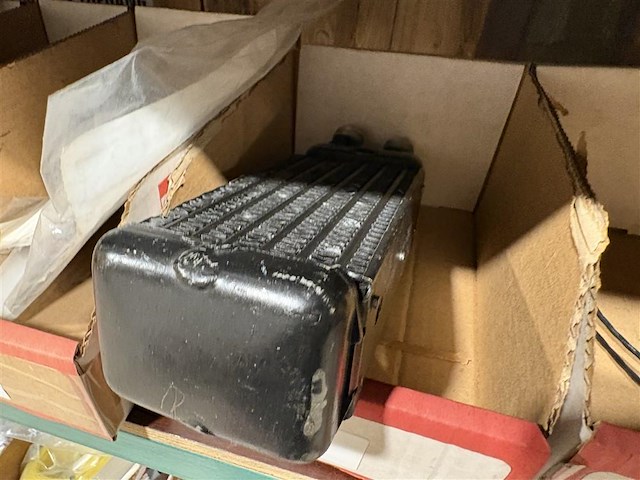 Oliekoeler - afbeelding 1 van  4