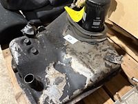 Olietank porsche 911 3,2 - afbeelding 2 van  4