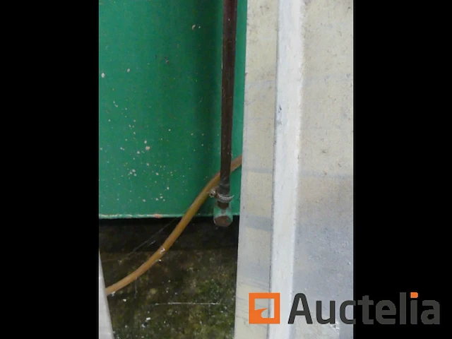 Olietank - afbeelding 5 van  5