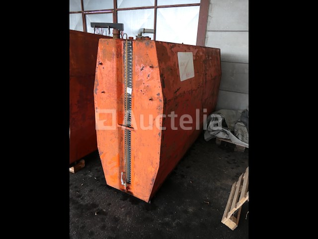 Olietank - afbeelding 1 van  7