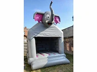 Olifant springkasteel