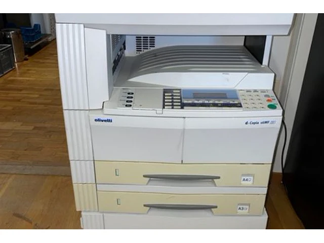 Olivetti kopieermachine - afbeelding 2 van  5