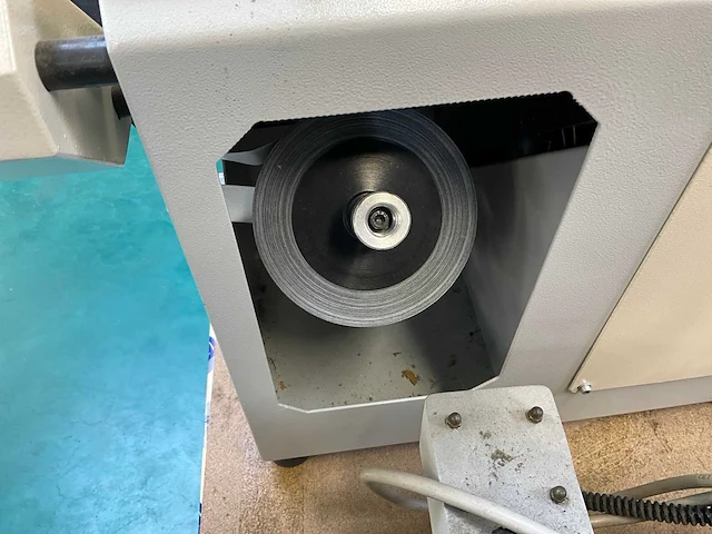 O.m. marchetti - vega - automatische vouw- en lijmmachine - afbeelding 9 van  10