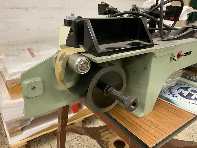 O.m. soyuz rugkleefmachine - afbeelding 3 van  8