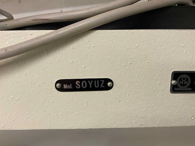 O.m. soyuz rugkleefmachine - afbeelding 8 van  8