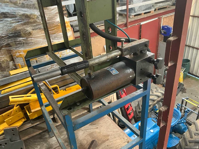 Omcn art.-153 hydraulische pers - afbeelding 3 van  4