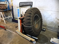 Omcn hydrolische lift bandenkar - afbeelding 5 van  5