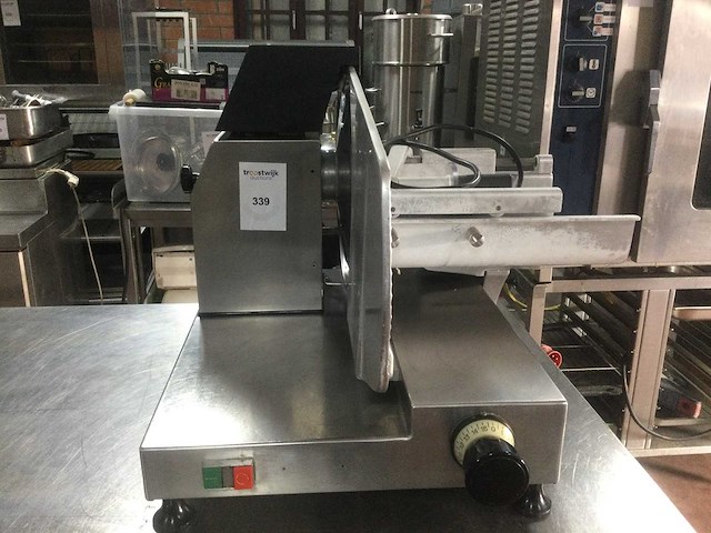 Omega - 340 - vleessnijmachine - afbeelding 1 van  7