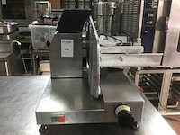 Omega - 340 - vleessnijmachine - afbeelding 2 van  7