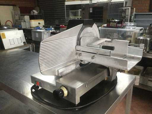 Omega - 340 - vleessnijmachine - afbeelding 3 van  7