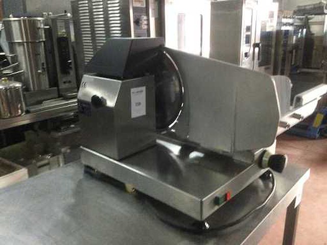 Omega - 340 - vleessnijmachine - afbeelding 5 van  7