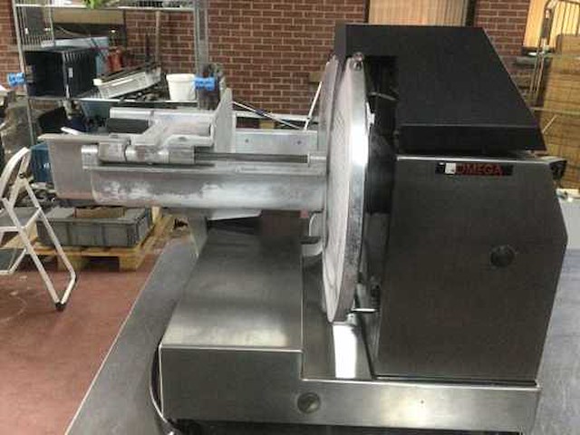 Omega - 340 - vleessnijmachine - afbeelding 6 van  7