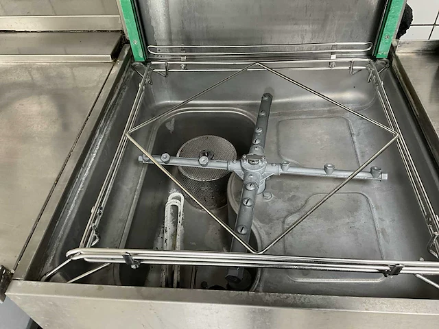 Omega korvenvaatwasmachine - afbeelding 10 van  15