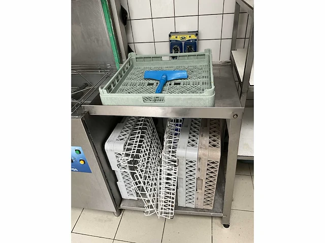 Omega korvenvaatwasmachine - afbeelding 12 van  15