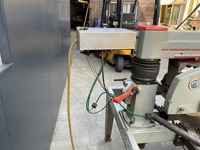 Omga radial arm saw afkortcirkelzaagmachine - afbeelding 8 van  10