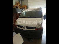 Omgebouwde bestelwagen (te reviseren) renault master 120dci