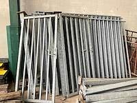 Omheining in metaal tuinhek - afbeelding 2 van  8