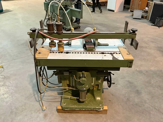 Ompec deuvelinvoermachine - afbeelding 8 van  13